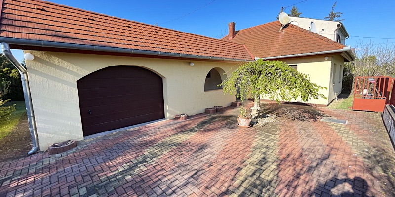 Fügefa Apartman Balatonmáriafürdő