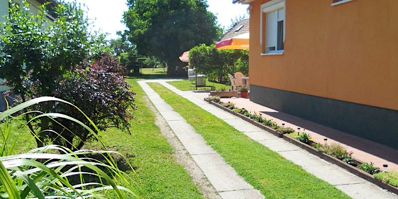 RONI Apartman Balatonlelle