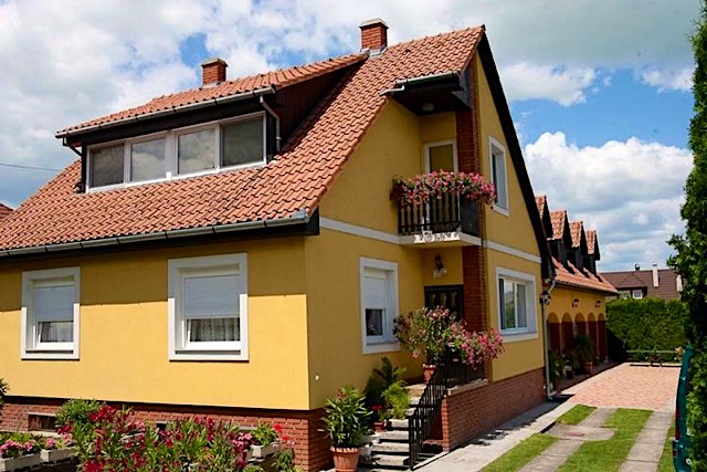 Holp Panzió Balatonföldvár