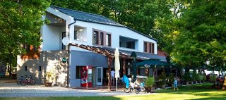 Villa Mangó Apartman Balatongyörök