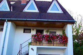 Kövirózsa Üdülőház Balatonföldvár