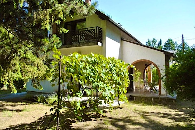 Endretro Aranypart Apartmanház Siófok