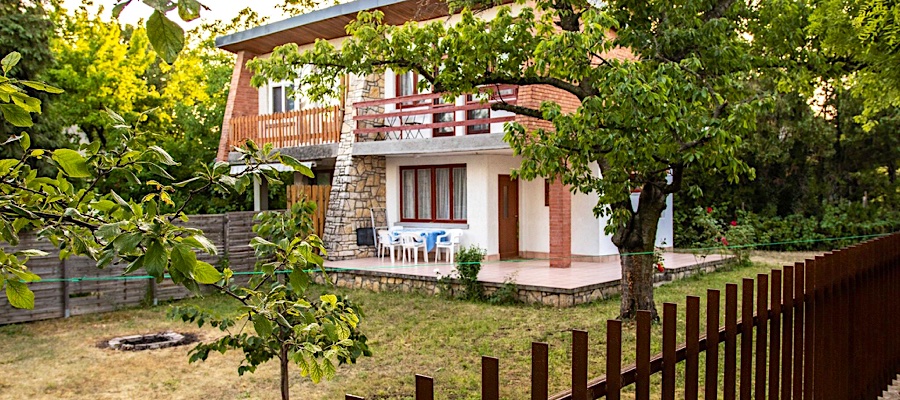 Borostyán Vendégház Csopak