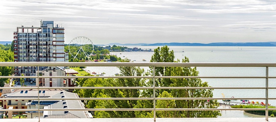 Club 218 Palazzo  Apartman Siófok