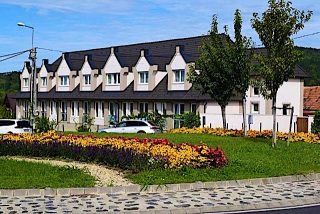 Platán Apartmanház Balatongyörök