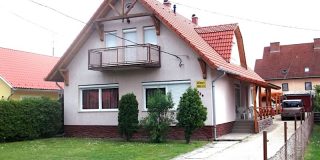 Anna és Sára Apartman Balatonboglár