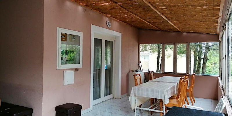 Medencés Apartmanház Balatonfenyves