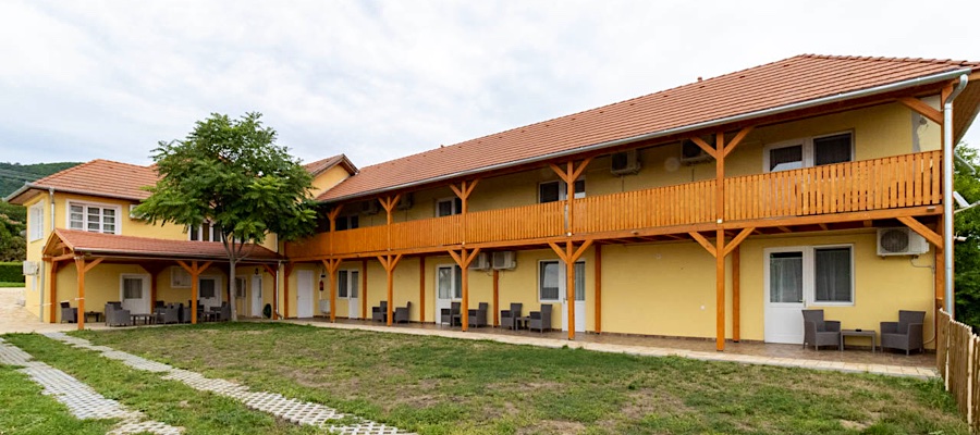 Montana Vendégház Balatonederics