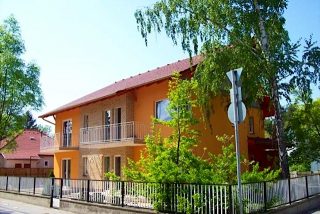 Damjanich Apartmanház Siófok