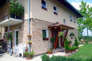 Gyöngyvirág Apartman Zamárdi