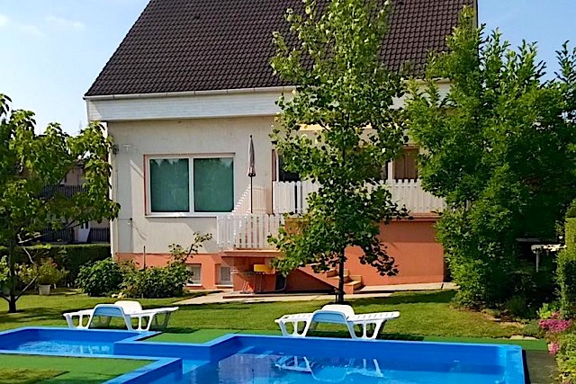 Nánai Medencés Apartman Balatonlelle