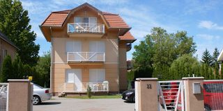 Árnyas Apartmanház Balatonlelle