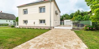 Topáz Apartmanházak Keszthely
